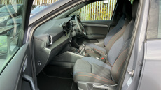 SEAT Arona 1.0 TSI 115 FR Black Edition 5dr Petrol Hatchback